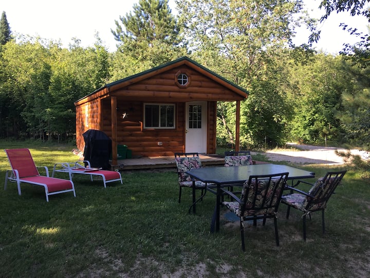 Quiet Petoskey Cabin
