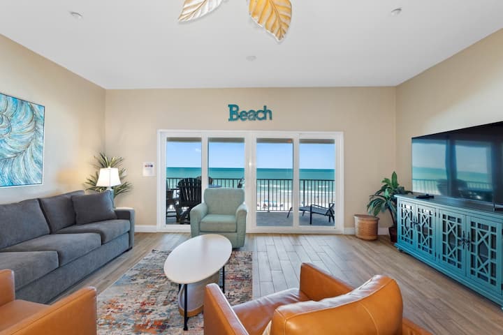 September Deals! Beach Front Penthouse!