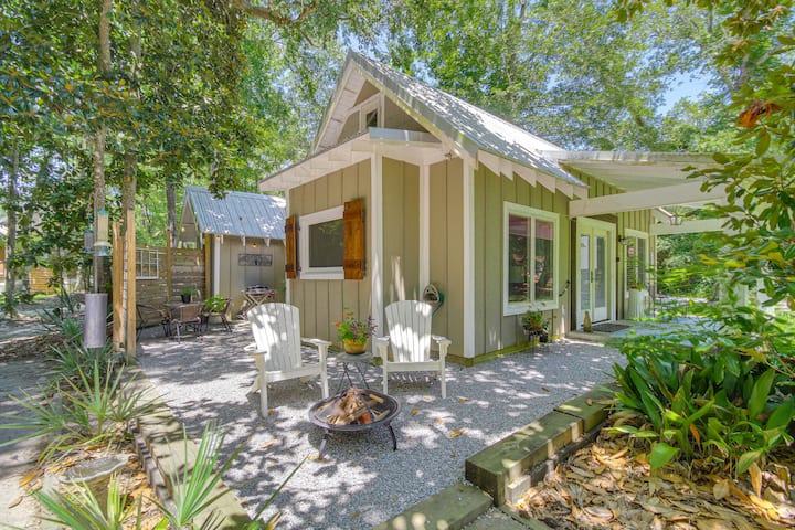 Historic Biloxi Bay Cottage w/ Beautiful View
