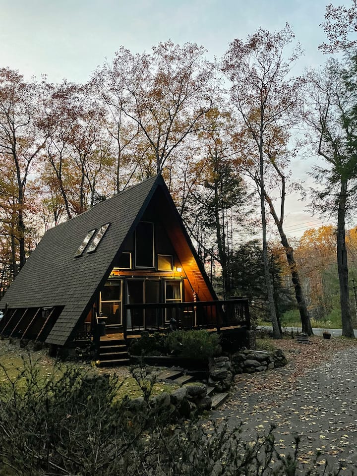 Luzerne A-Frame | A cozy Adirondack cabin getaway