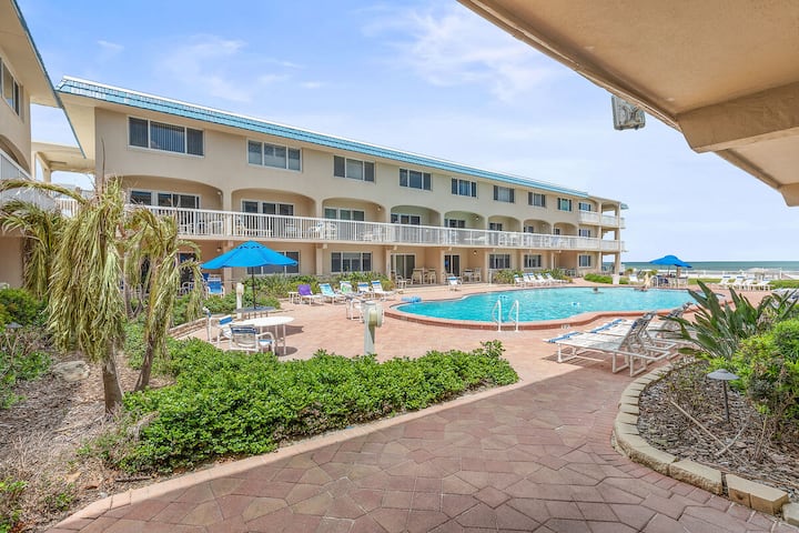 Steps to Beach + Pool | Walk to Flagler Fun