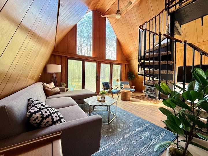 Sister Bay A-Frame, Fire Pit, Coffee Bar, Sleeps 4