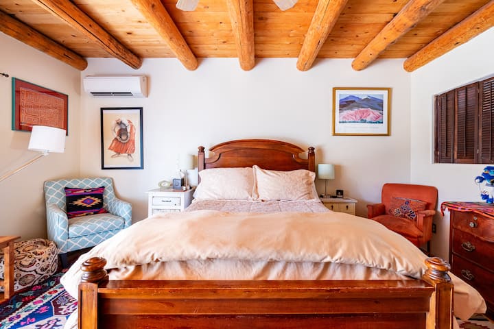 Beautiful One Bedroom Casita