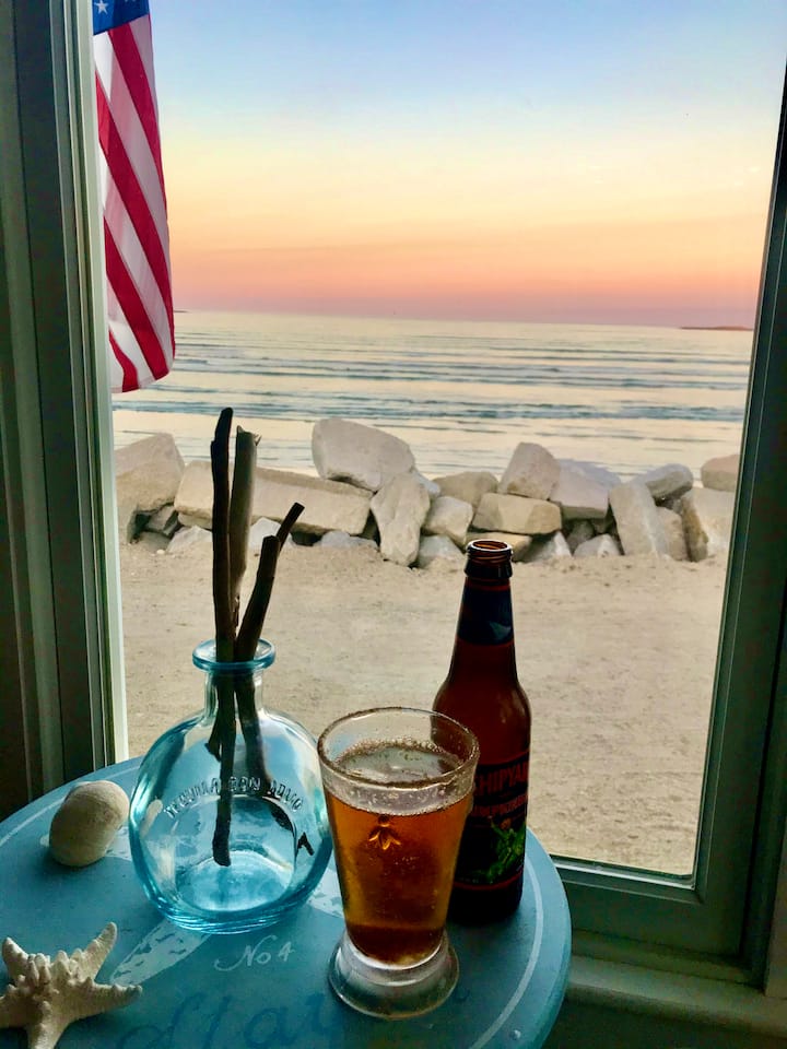 Deja Blue~Guesthouse-Maine’s Best Oceanfront view!
