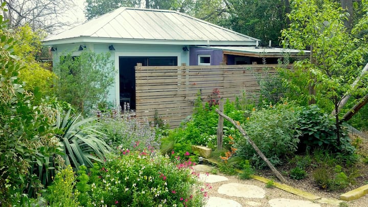 Gorgeous Zilker Guesthouse + Stunning Garden Patio
