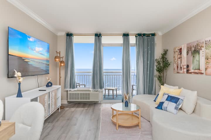 Serene Oceanfront Condo