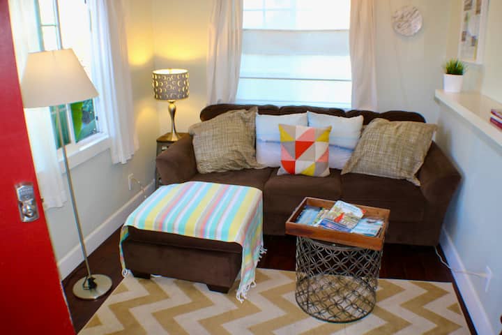 Modern Cali Calm Suite Near All
