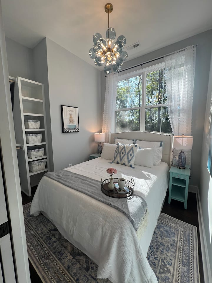 Private Woodland Retreat | Near Downtown Frederick