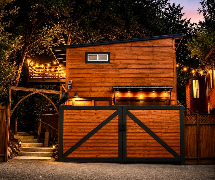 The Raven Barn | A Magical Topanga Hideaway