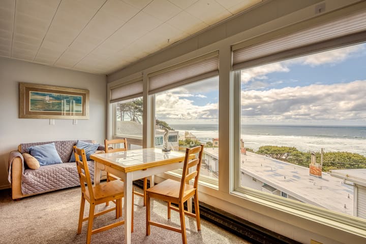 Relaxing Getaway by the sea