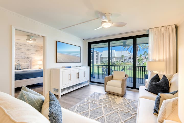 Sundial I101: Beach Front 1BR w/Garden Views