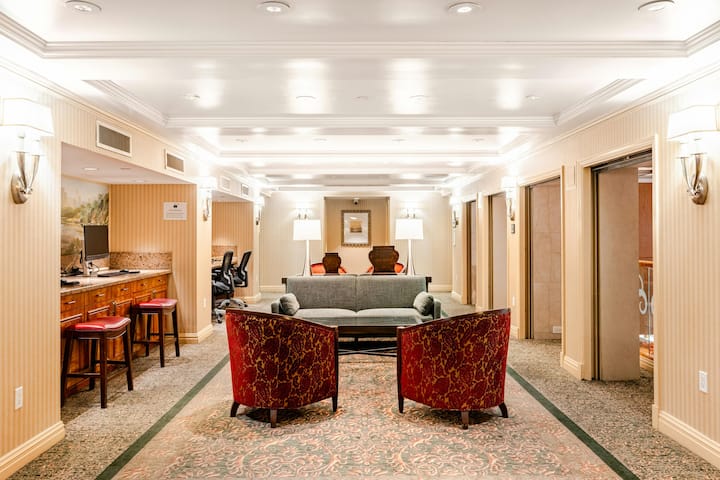 San Carlos Hotel