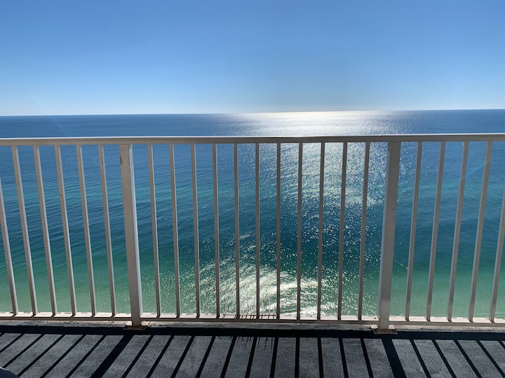 Beachfront Tidewater Resort 19th Floor/1bed 2 bth.