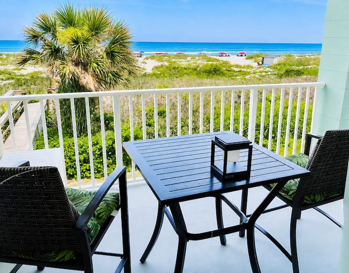 Oceanfront Condo - Beach View, Private Balcony
