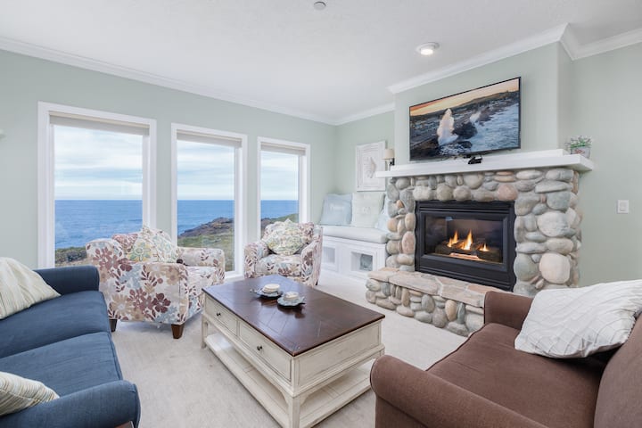 Seascape Coastal Retreat