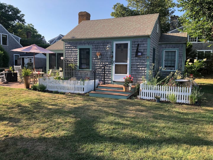 Cozy Cottage