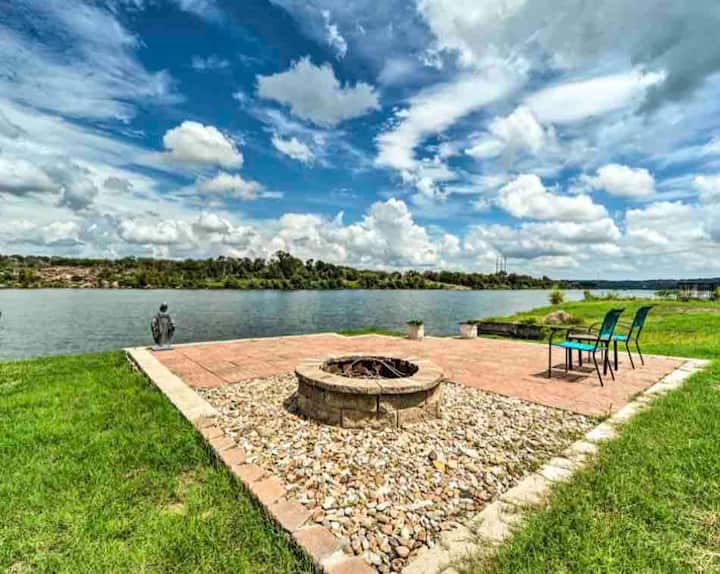 Lake Marble Falls Cozy Casita & Cabana