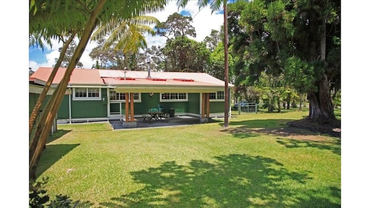 Historic Home Near Nat'l Park – A Local Favorite!