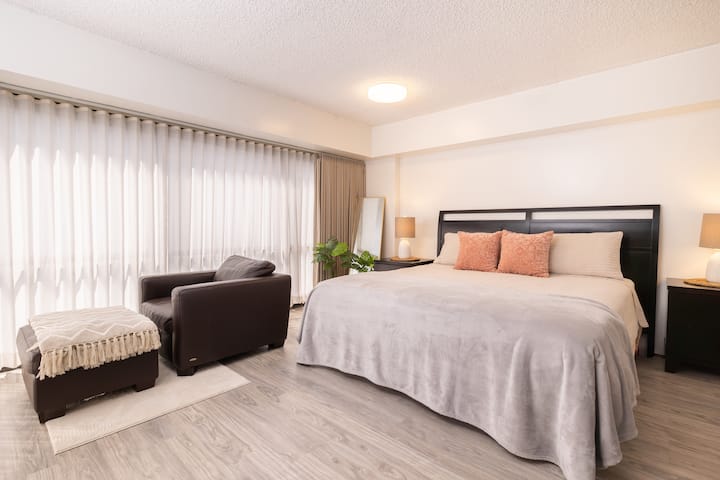 Bishop Suites @ Executive Centre - Mountain View