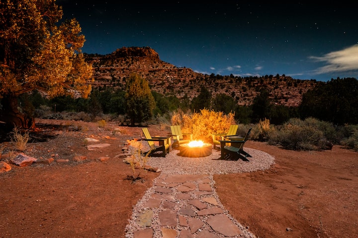 Creative's Log Cabin Hideaway Gorgeous Cliff Views