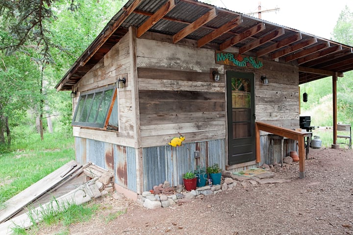 MaeBunny's Shack, now with A/C!