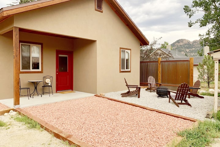 Sawatch Nights Guesthouse (STR-107)