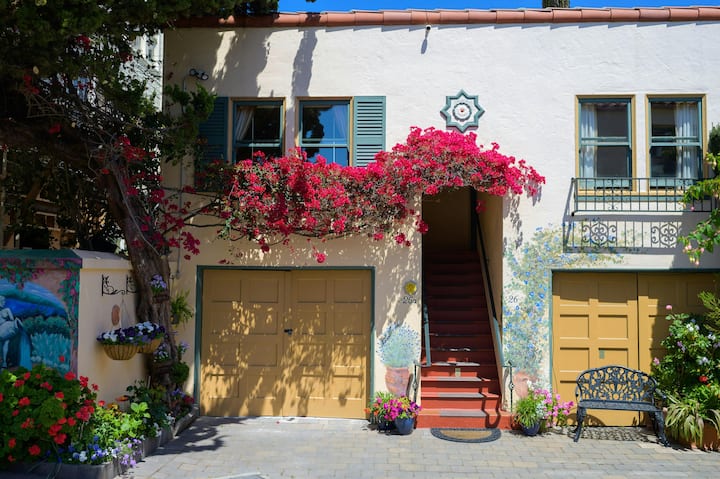 Marina Motel
