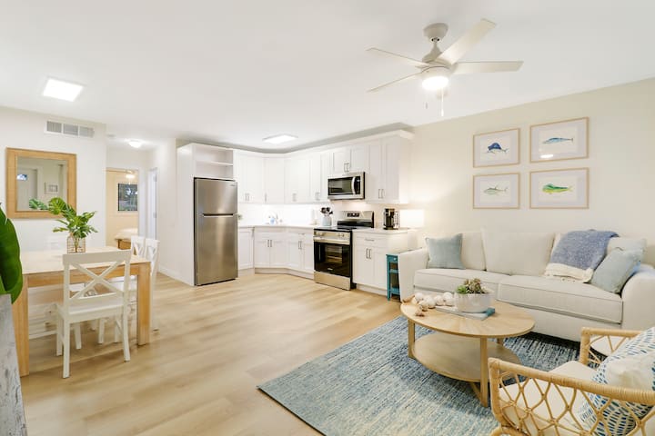 Sailfish Suites 10 - Waterfront and Pet Friendly