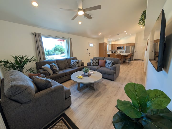 Serene Casita, Pusch Ridge Mountain Views