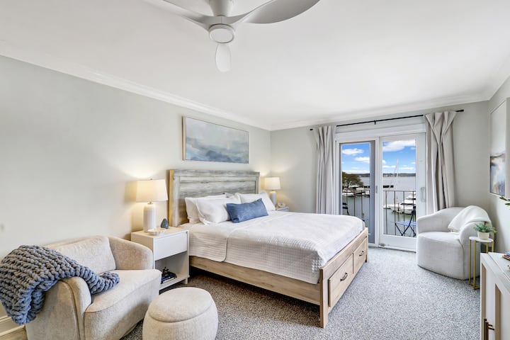 Harbour Town Marina Studio | Walk to Lighthouse