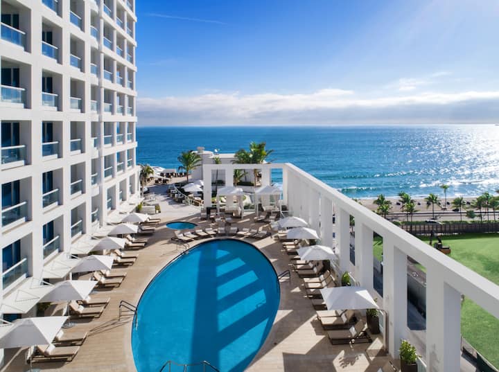 Luxury Jr. Suite at Fort Lauderdale Beach