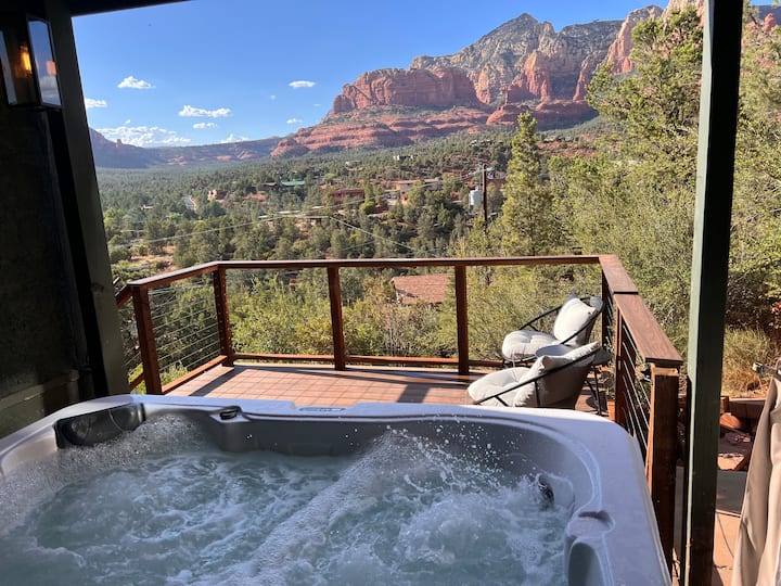 Red Rock Studio w/ Private Hot Tub & Scenic Views!