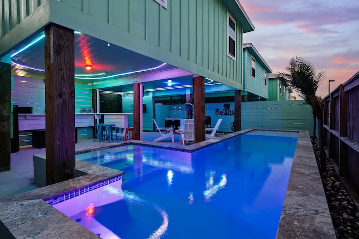 Private Pool, Grill, Pet Friendly | Lazy Flounder