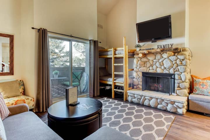 Remodeled Studio Mountainview Elkhorn Village