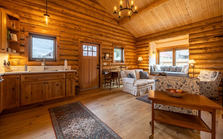 The Cabin at Scout's Rest
