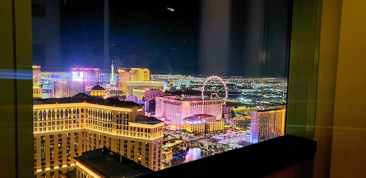 VDARA best location, Strip, Sphere, Fountain views