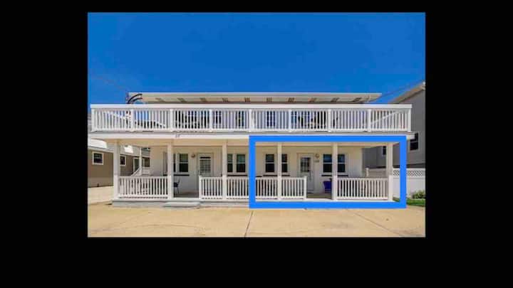 LBI 2 Bedroom Condo, w/ covered porch