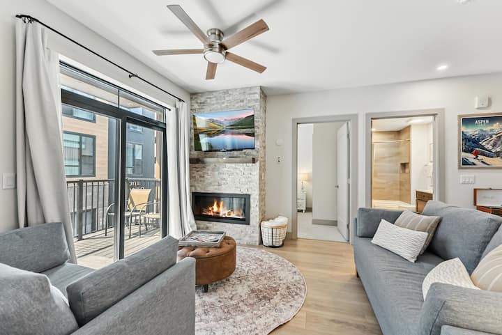Silverthorne Retreat: Your Cozy Mountain Oasis