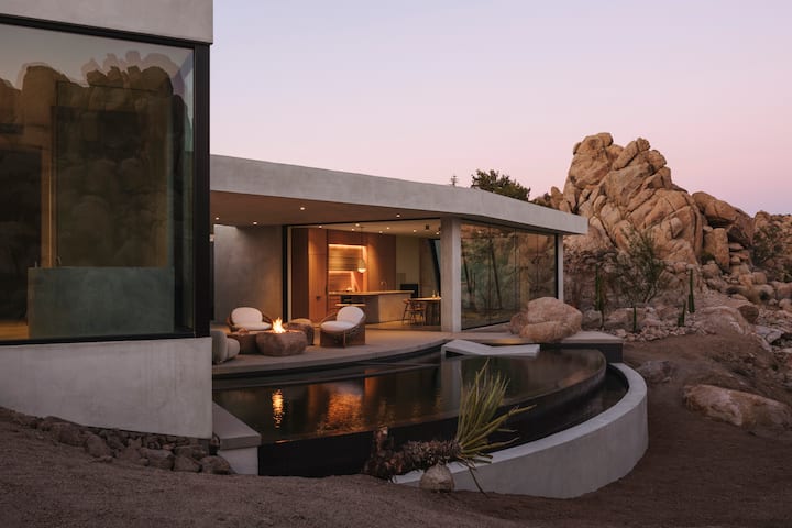 Maman • An Architectural Desert Sanctuary