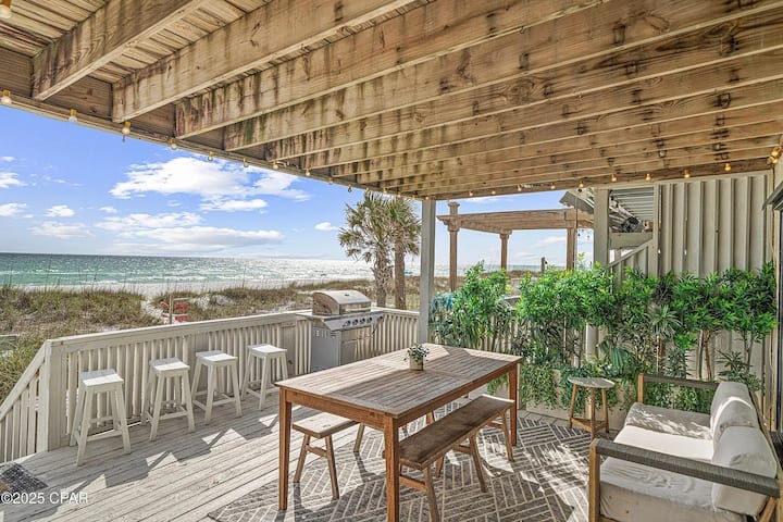 Casa Azul - On the Sand Getaway