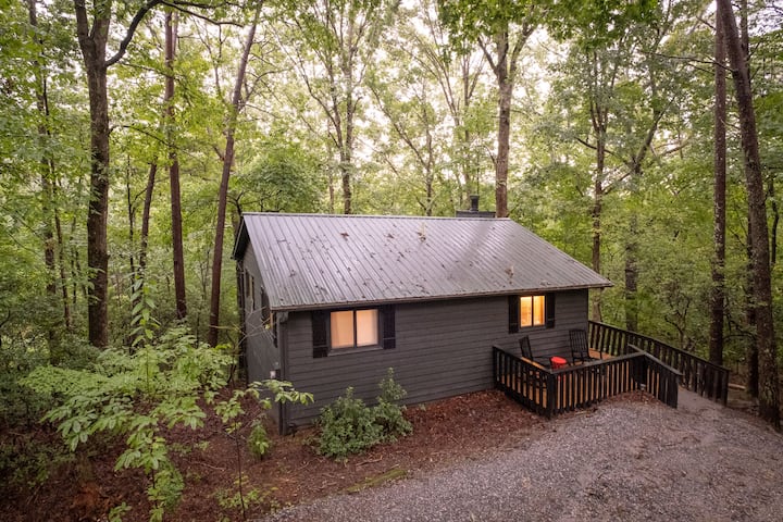 Hänsel Haus-NEW & renovated cabin near Helen