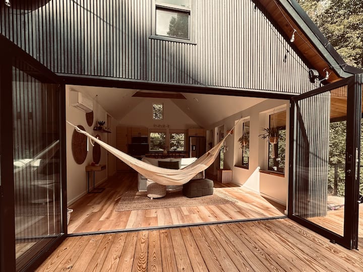 Private Forest Escape - Holistika Cabin