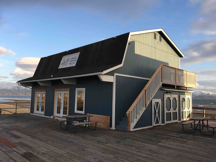 Salty Stays #3 - Oceanfront Room on the Beach!