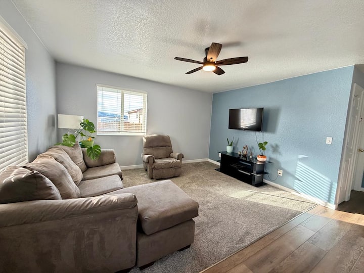 Relaxing cozy apartment in Granby-Ski,Hike & Relax