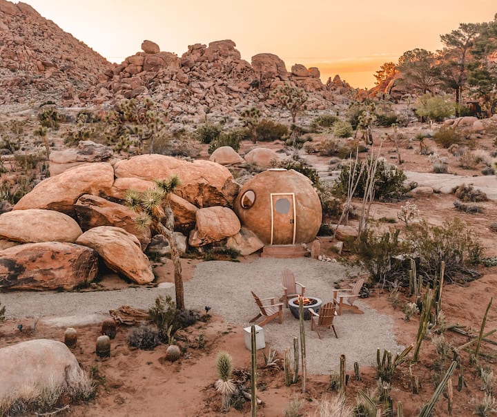 Sphere In The Rocks Unique+Luxe 2min to Park Entry
