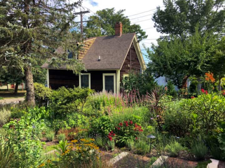 Charming, Historic Lewes Cottage