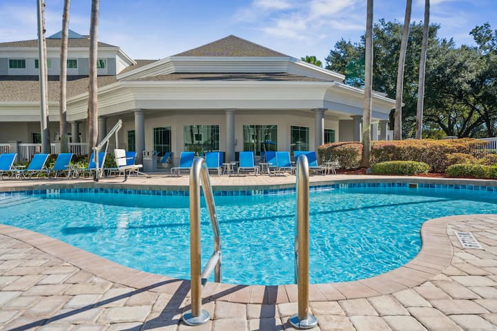 Villa Serena by Boho Luxe | Free Parks Shuttle