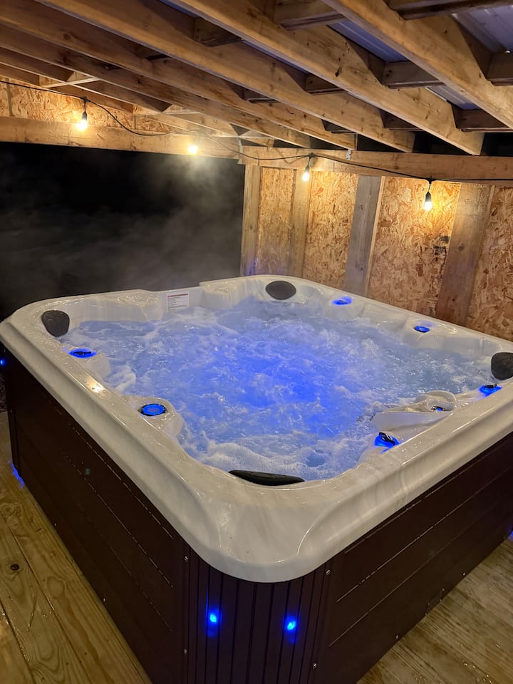 Private Killington Retreat | Hot Tub | Fireplace