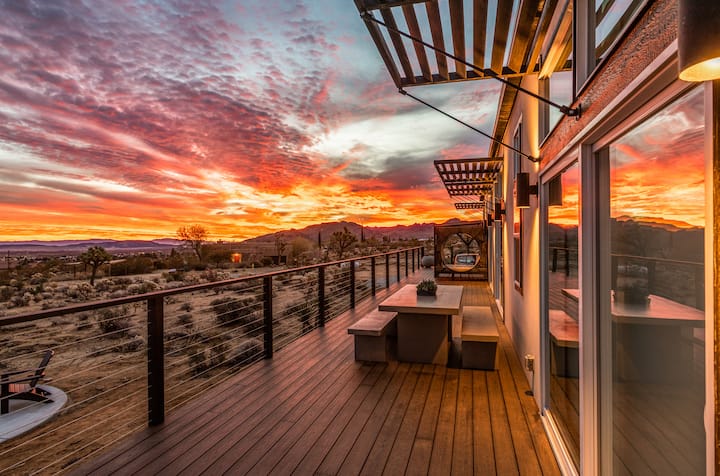 Juniper Sky | Hot Tub • Views • 2 King Suites