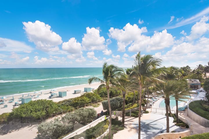 Miami Beach Resort Living- Ocean Views